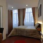 Residencial Portomadrid Guest house 2*