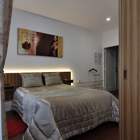 Residencial Portomadrid Casa de hóspedes 2*