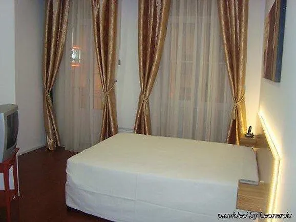 Residencial Portomadrid Gæstehus